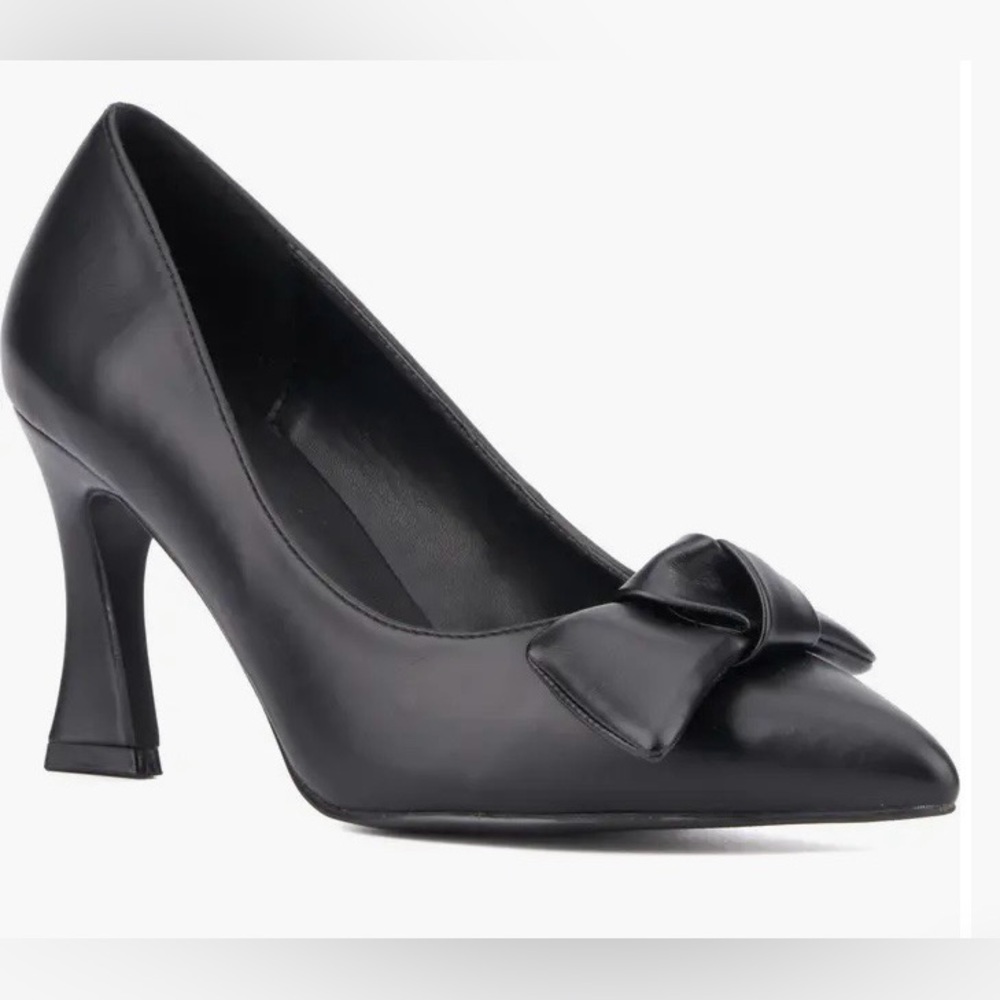 Elegant Tamrina Knot Pump‎ (Women)